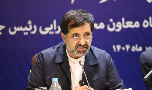 تأکید استاندار قم بر توسعه زیرساخت‌های درمانی، انرژی و گردشگری این استان