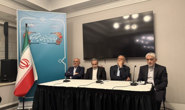 پزشکیان: باید اداره امور را به خادمان واقعی بسپاریم