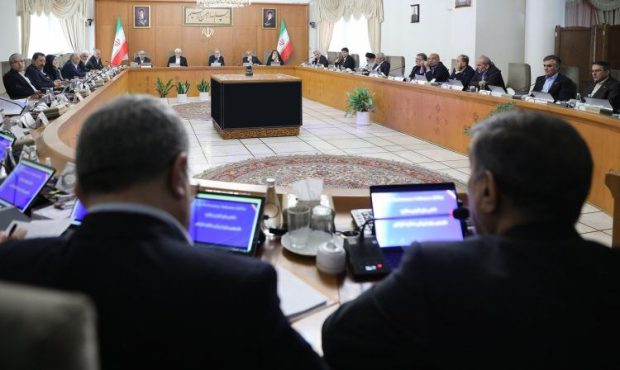 نباید نیروهای علمی صرفا به دلیل یک اظهارنظر از حضور در مراکز تخصصی محروم شوند