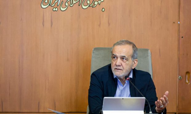 بررسی موضوع دعوت دولت مصر از رئیس‌جمهور پزشکیان برای حضور در اجلاس شرم‌الشیخ در جلسه هیئت دولت