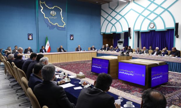 تمام توان خود را برای حل مشکلات تولیدکنندگان و فعالان اقتصادی به کار گرفتهام تمام توان خود را برای حل مشکلات تولیدکنندگان و فعالان اقتصادی به کار گرفتهام