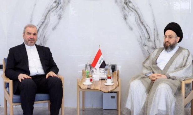 دیدار سید عمار حکیم و سفیر ایران در عراق دیدار سید عمار حکیم و سفیر ایران در عراق
