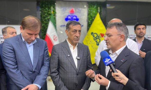 بازدید معاون اجرایی رئیس‌جمهور از مرکز کنترل گاز پارس جنوبی در آستانه فصل سرما