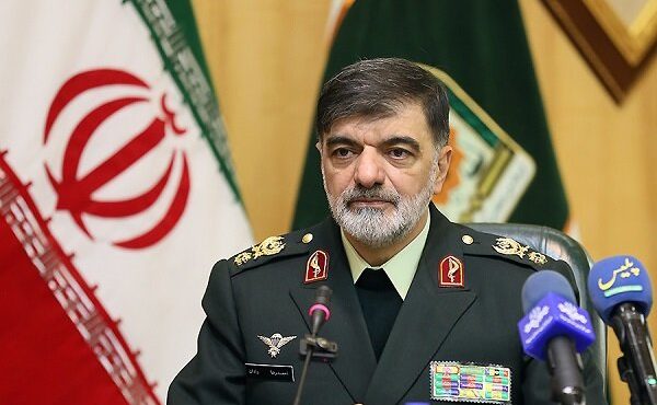 رادان: عرضه مشروبات الکلی در رستورانها و کافهها منجر به پلمب میشود رادان: عرضه مشروبات الکلی در رستورانها و کافهها منجر به پلمب میشود