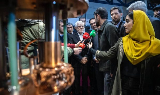 دولت از شرکتهای دانش بنیان حمایت میکند دولت از شرکتهای دانش بنیان حمایت میکند